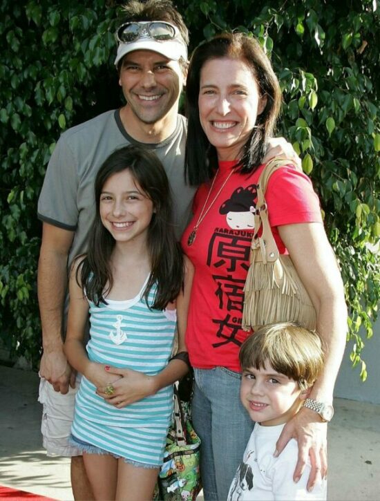 Mimi Rogers and her family